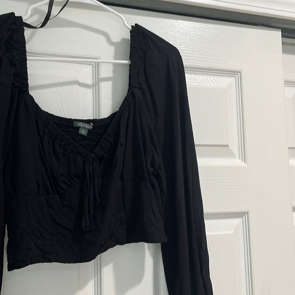 Long sleeve  crop top
